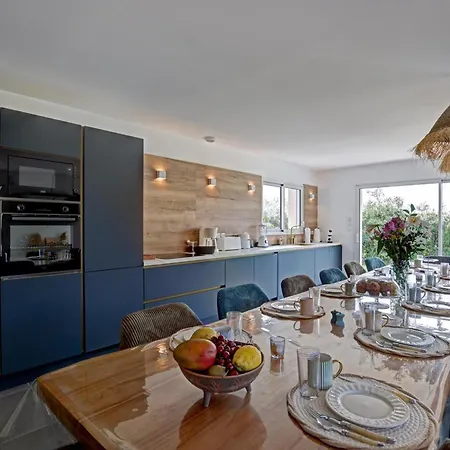 Spacieux 12 Pers A Saint-germain-laval - Confort Et Charme Country house Saint-Germain-Laval (Loire)